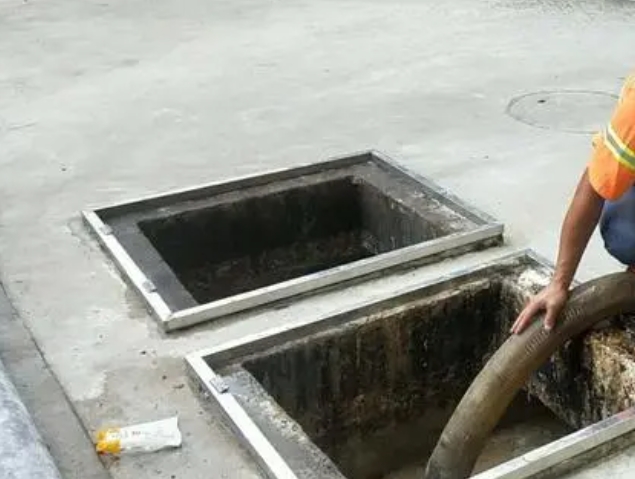 兴庆化粪池清理